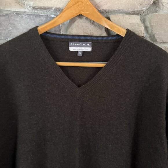 Stanfield Men’s Sweater Size L Brown 100% Lambswool V-Neck Pullover - Picture 2 of 7